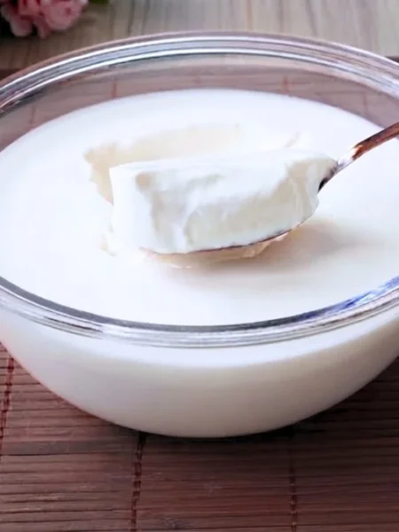 How to Make Homemade Plain Yogurt